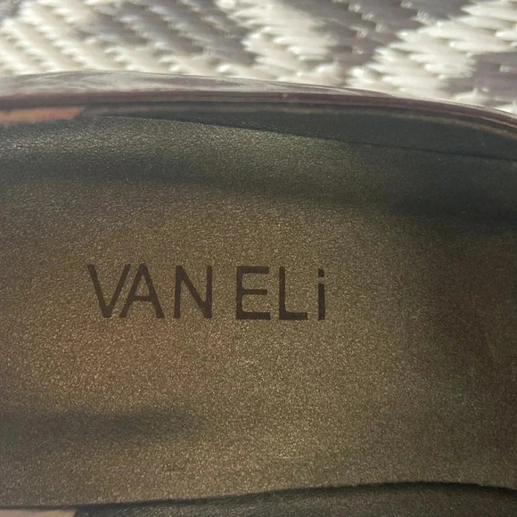 Vaneli |  Heels - Picture 5 of 7